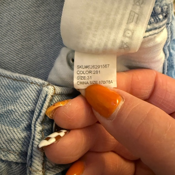 Women’s Abercrombie & Fitch high rise mom jeans signature collection - Picture 3 of 11